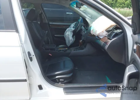 2003 BMW 325I from USA, damaged, VIN WBAEV33413KR24945